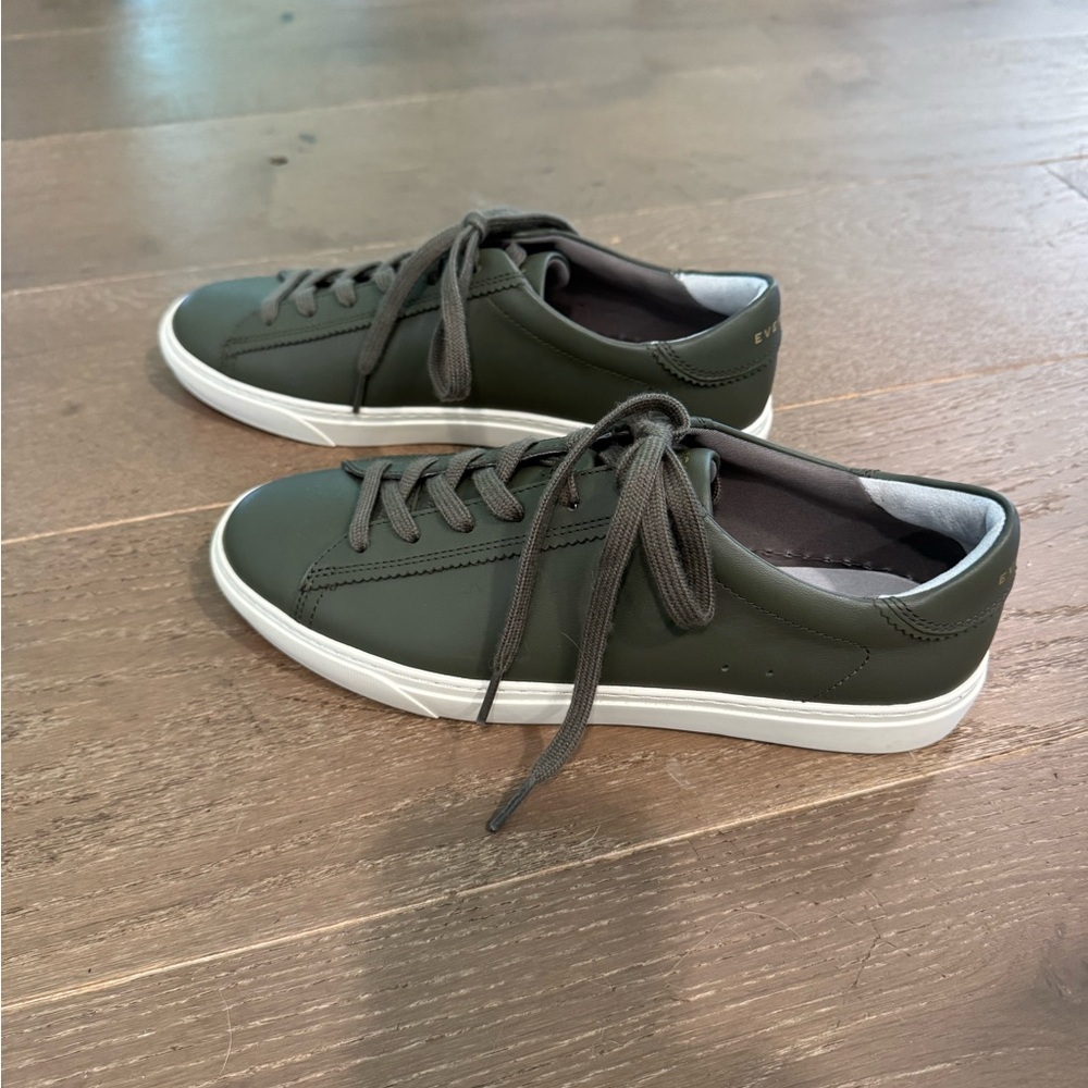 Everlane Day Sneaker Womens 8.5 Olive Green Leather Low Classic Tennis Shoe - Picture 3 of 5